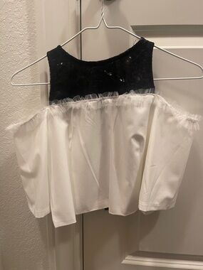 Black & White Off-Shoulder Women's Top